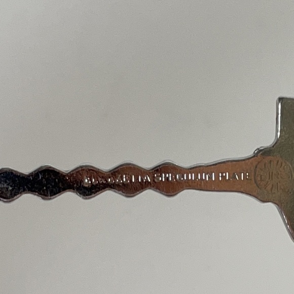 Spoon Sleigh and Riders Collectable - Picture 4 of 9